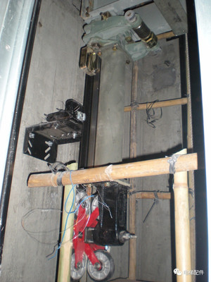 電梯維護(hù)與安全使用須知